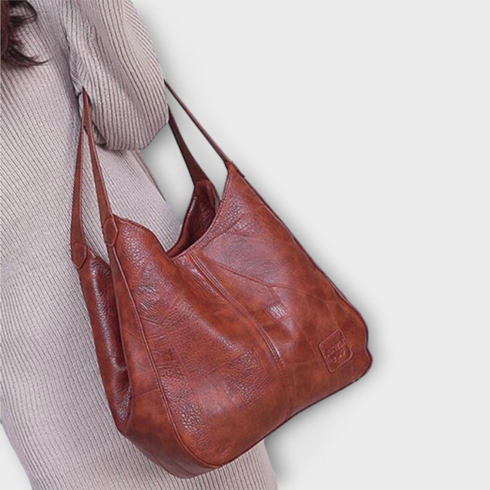 Réka vintage bőr táska – közelről